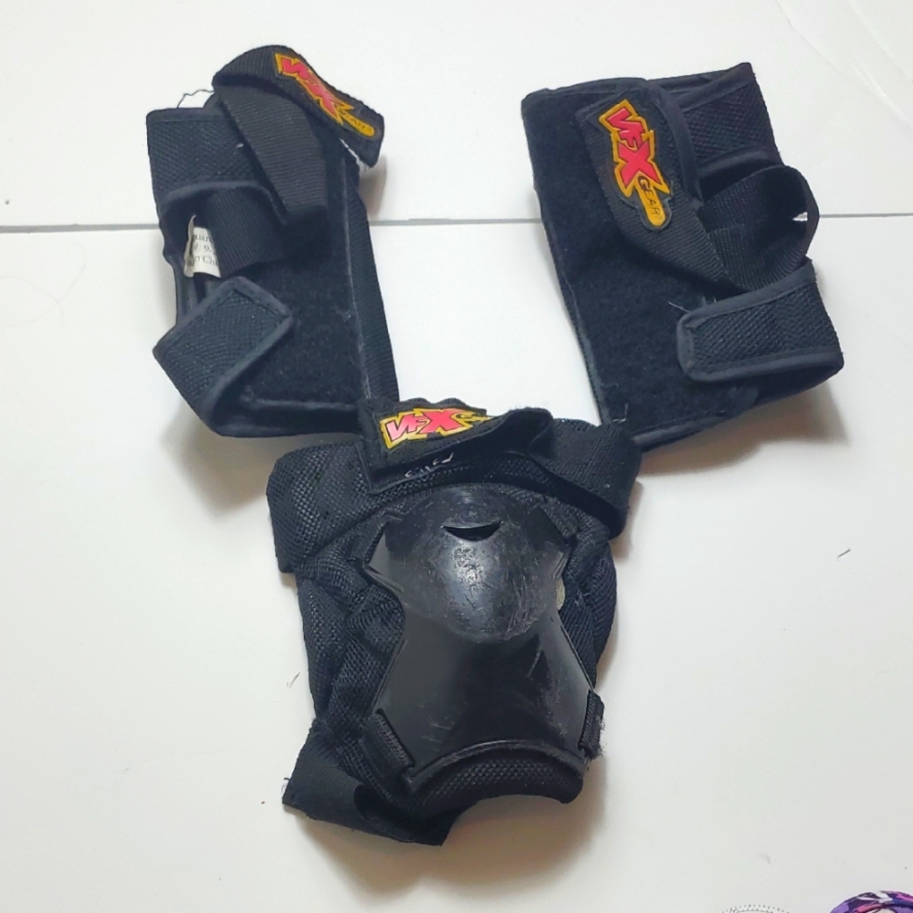 VexGear Black Protective Gear Set